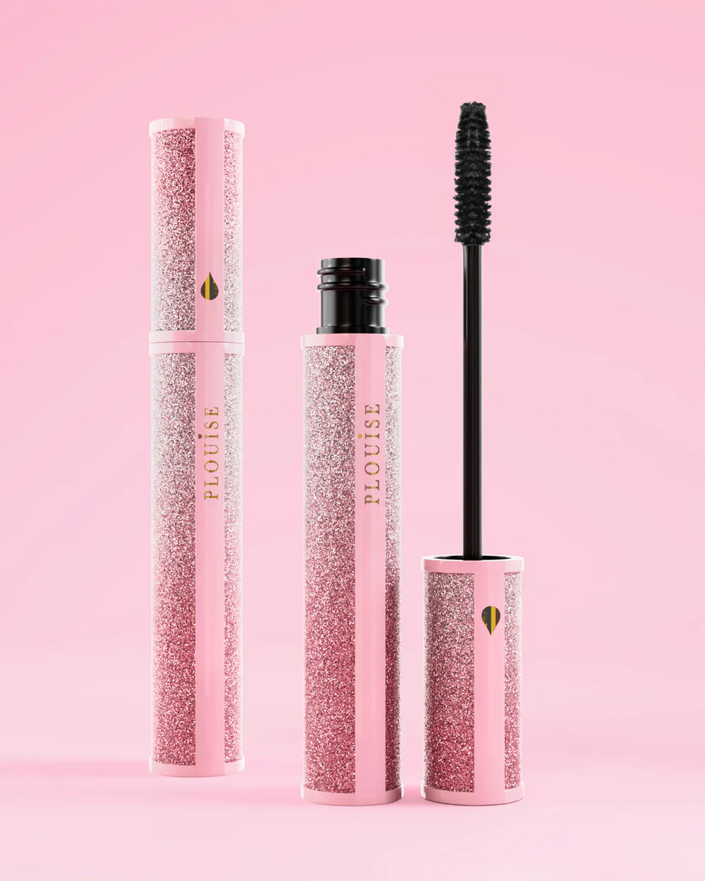 P.Louise Cry Baby Mascara kimaltelevalla kuorella vaaleanpunaisella taustalla