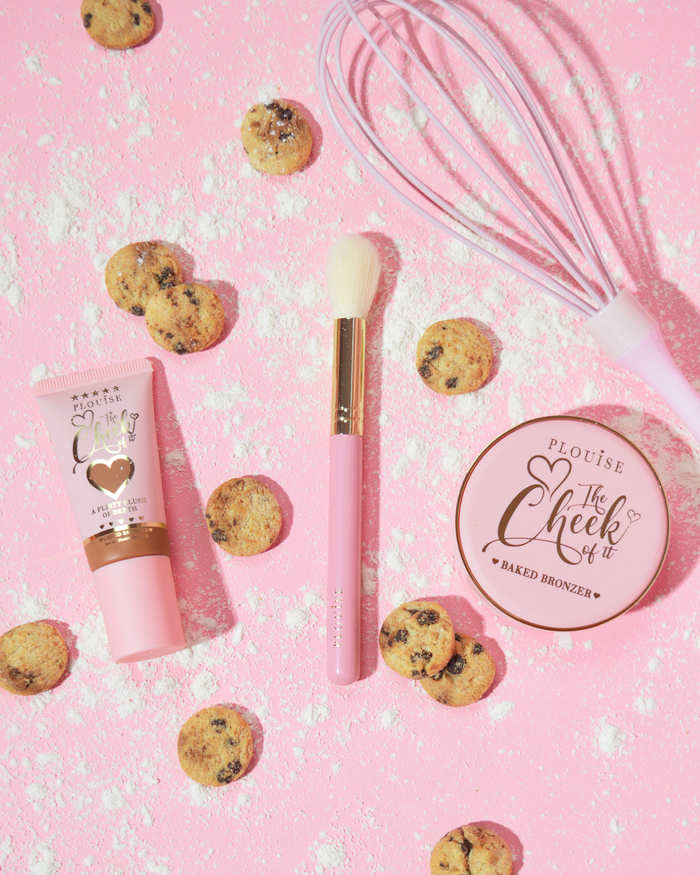 Täältä tulee The Sun Bronzer & Brush -lahjasetti