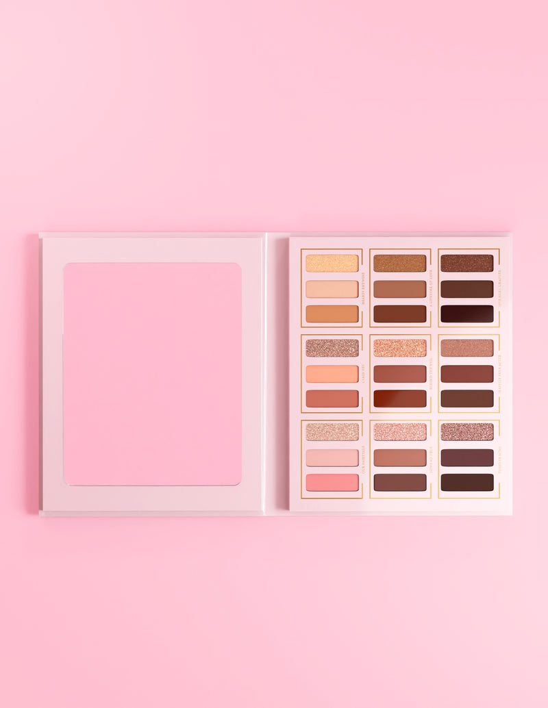 Behind the Veil Eyeshadow paletti