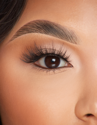 P.Louise Lashes - Kiitollisuusasenne