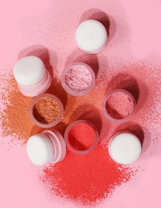 P.Louise The Cheek Of It Loose Powder poskipuna